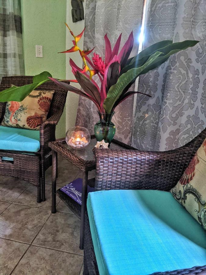 Seaside Inn Roatan เวสต์ เบย์ ภายนอก รูปภาพ