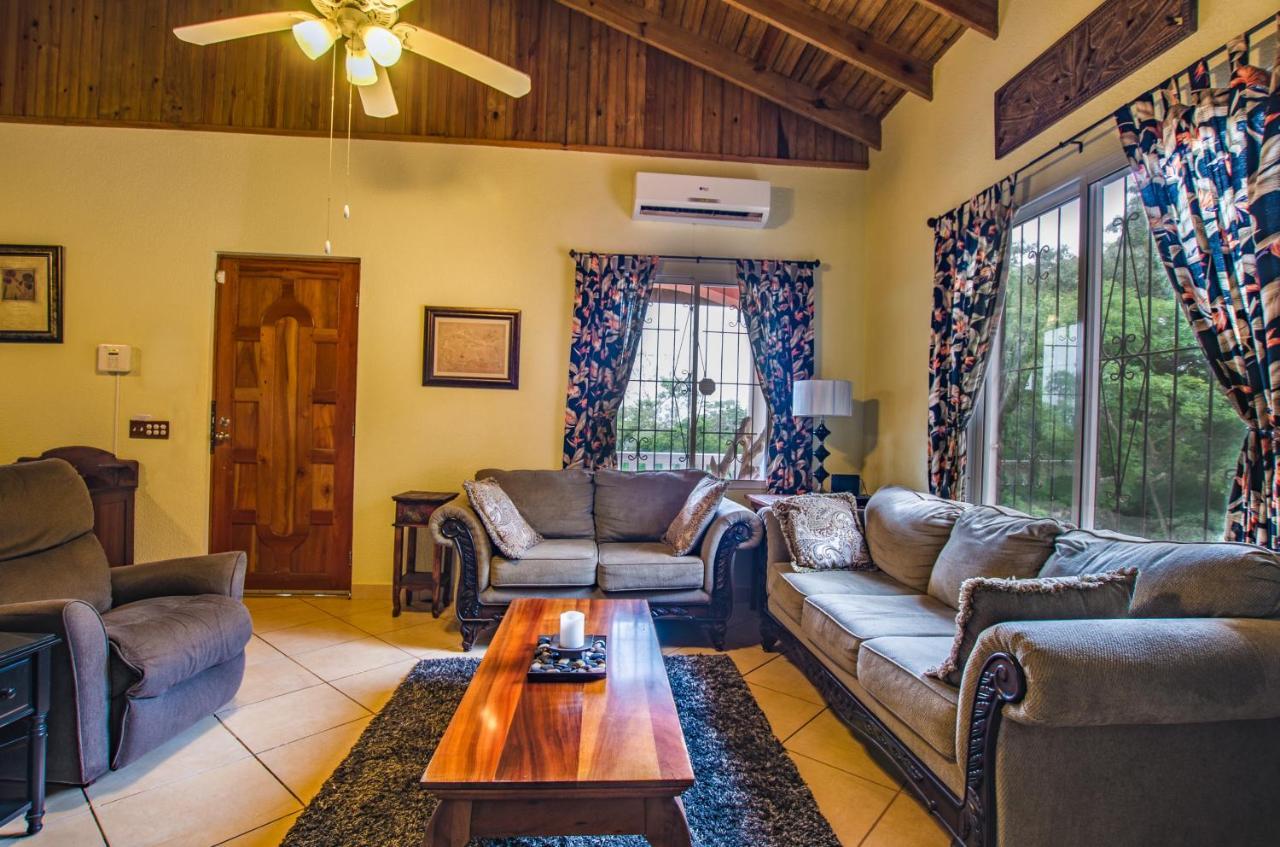 Seaside Inn Roatan เวสต์ เบย์ ภายนอก รูปภาพ